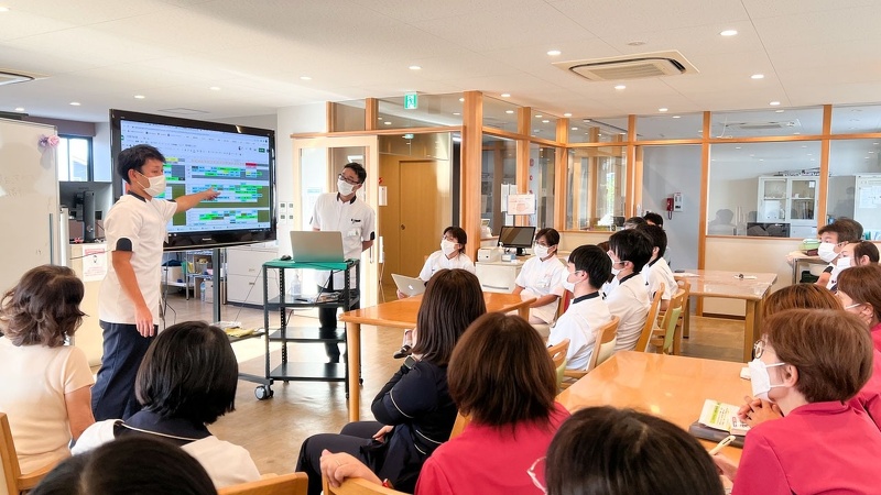 一宮市 森整形外科の会議の写真