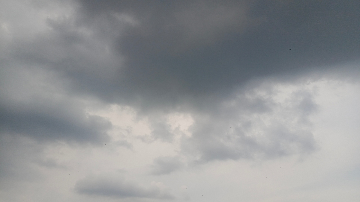 曇り空